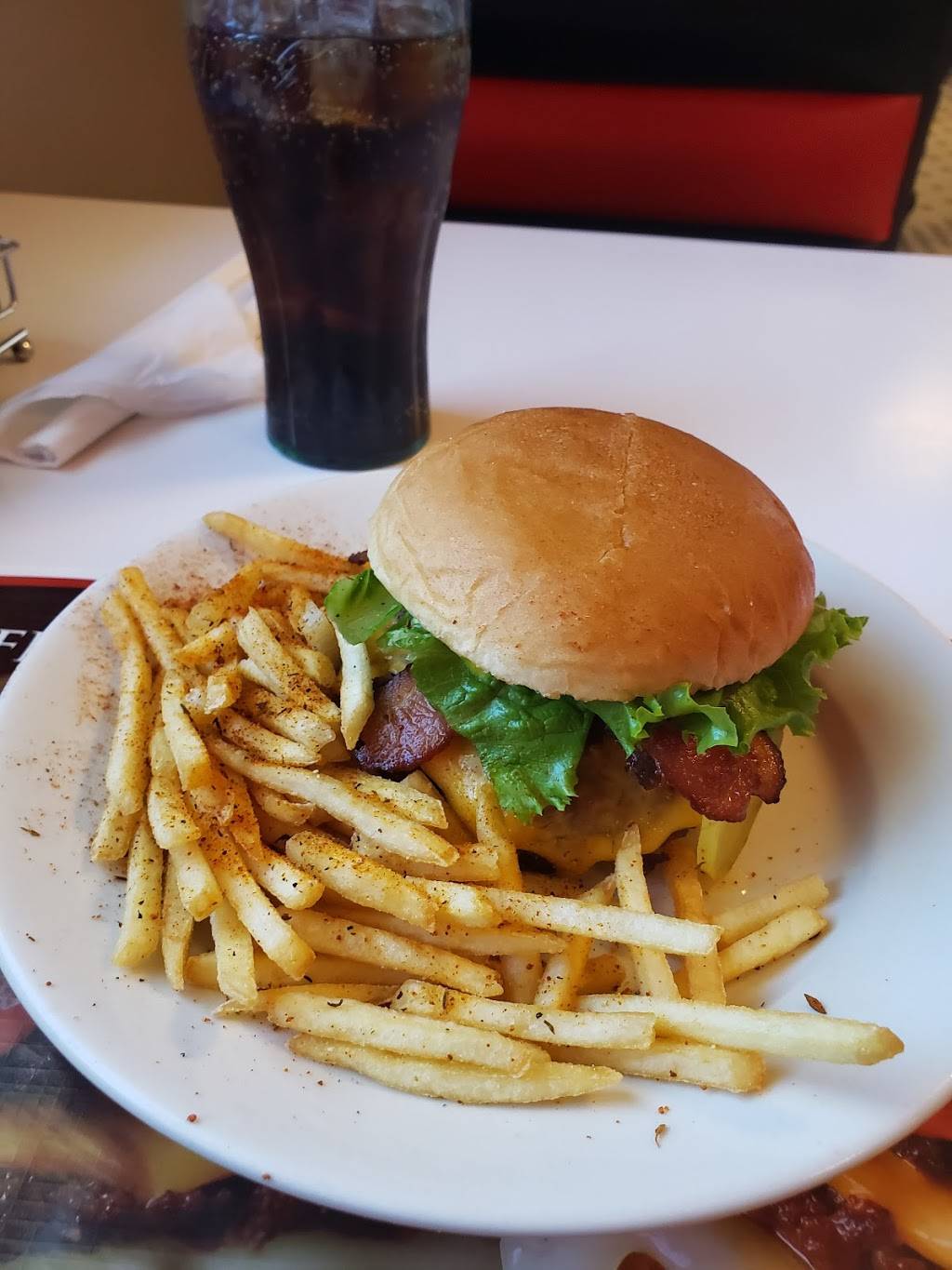 Steak n Shake | restaurant | 578 E, I-30, Rockwall, TX 75087, USA | 9727225818 OR +1 972-722-5818