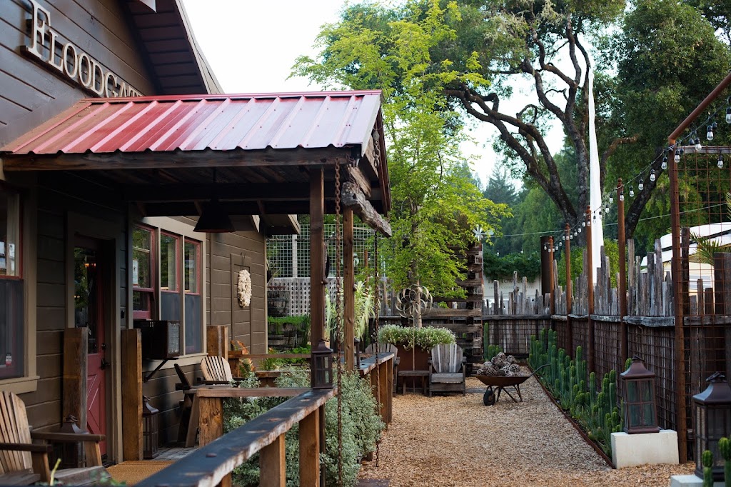 The Bewildered Pig | restaurant | 1810 CA-128, Philo, CA 95466, USA | 7078952088 OR +1 707-895-2088