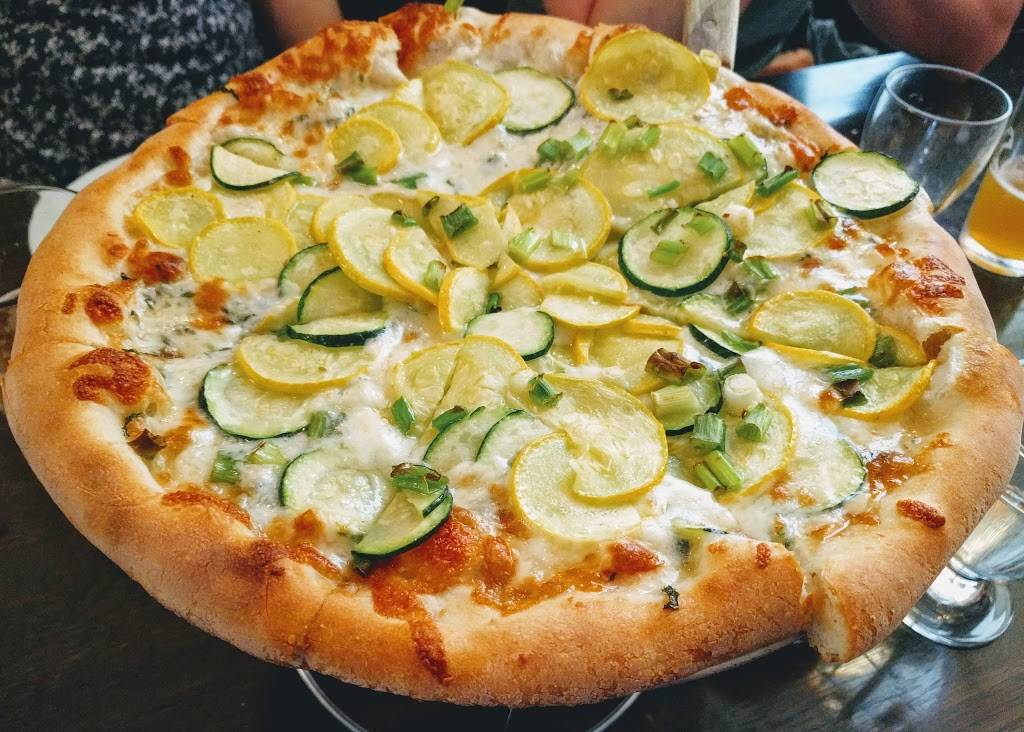 Pizza Moda | restaurant | 1401 University Ave, Berkeley, CA 94702, USA | 5108415200 OR +1 510-841-5200