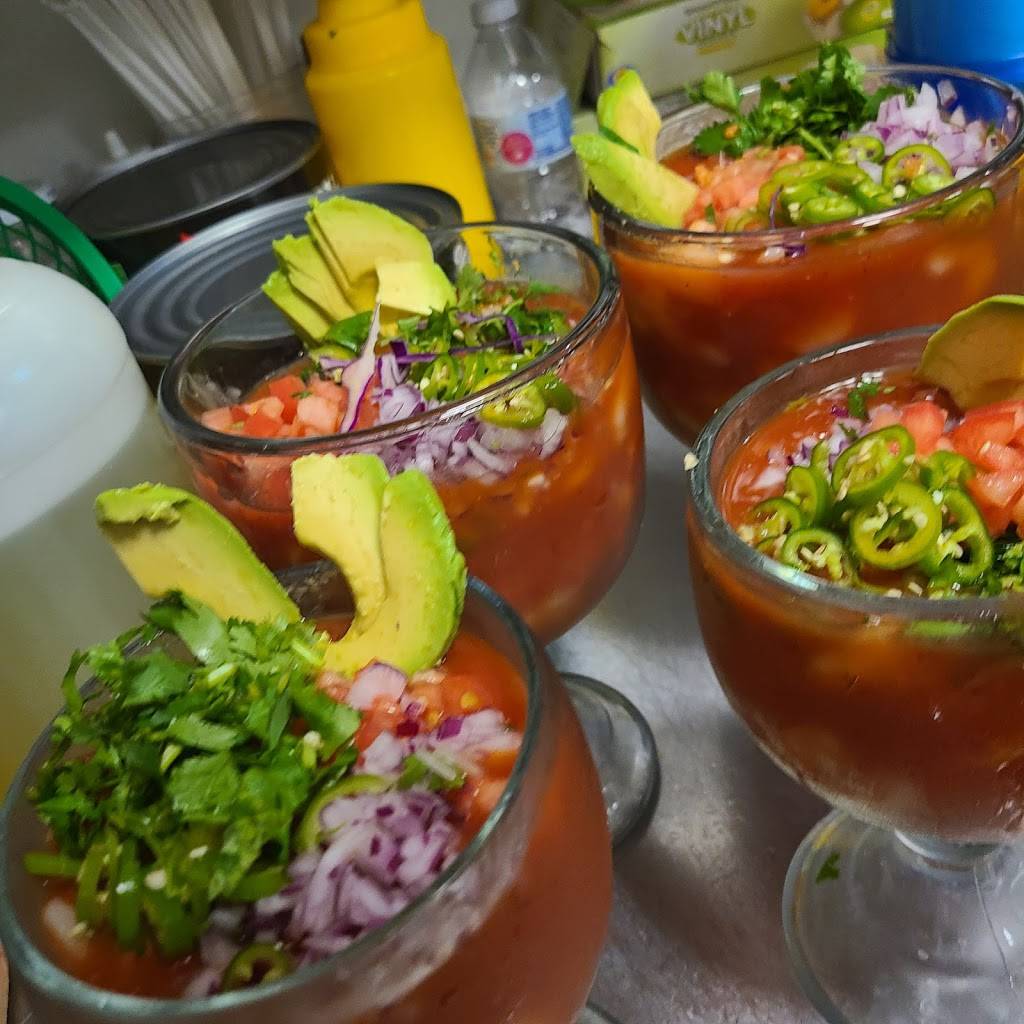 La Sirena Mexican seafood & bar | restaurant | 404 N Collins St, Arlington, TX 76011, USA | 6822766482 OR +1 682-276-6482