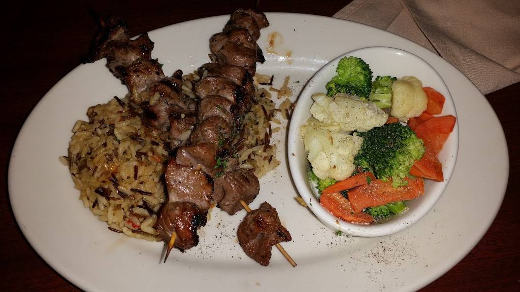 Mo Bradys Steakhouse | restaurant | 4830 N Brady St, Davenport, IA 52806, USA | 5634450684 OR +1 563-445-0684