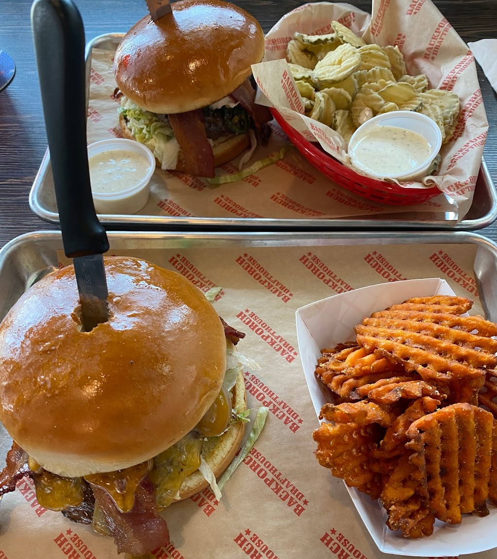 Back Porch Drafthouse | restaurant | 4901 TX-114 Suite 110, Northlake, TX 76262, USA | 6825024116 OR +1 682-502-4116