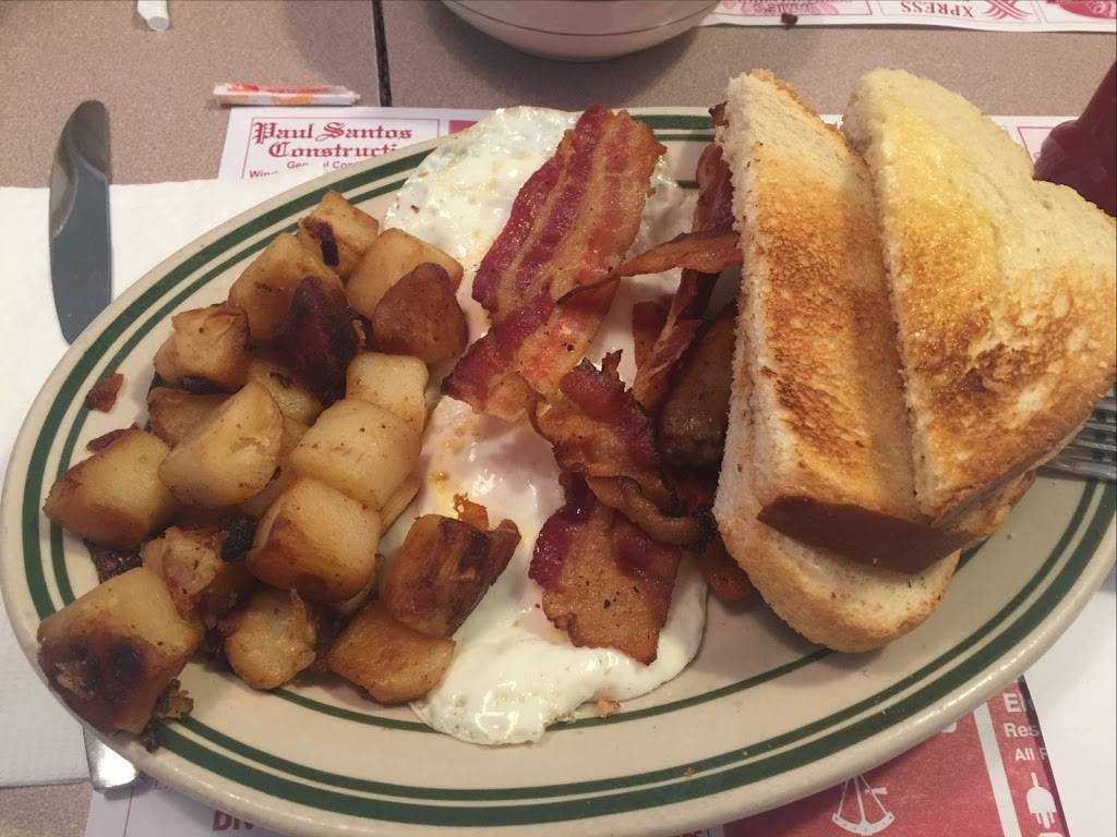 Scramblers II | restaurant | 2 Greenville Ave, Johnston, RI 02919, USA | 4012723859 OR +1 401-272-3859