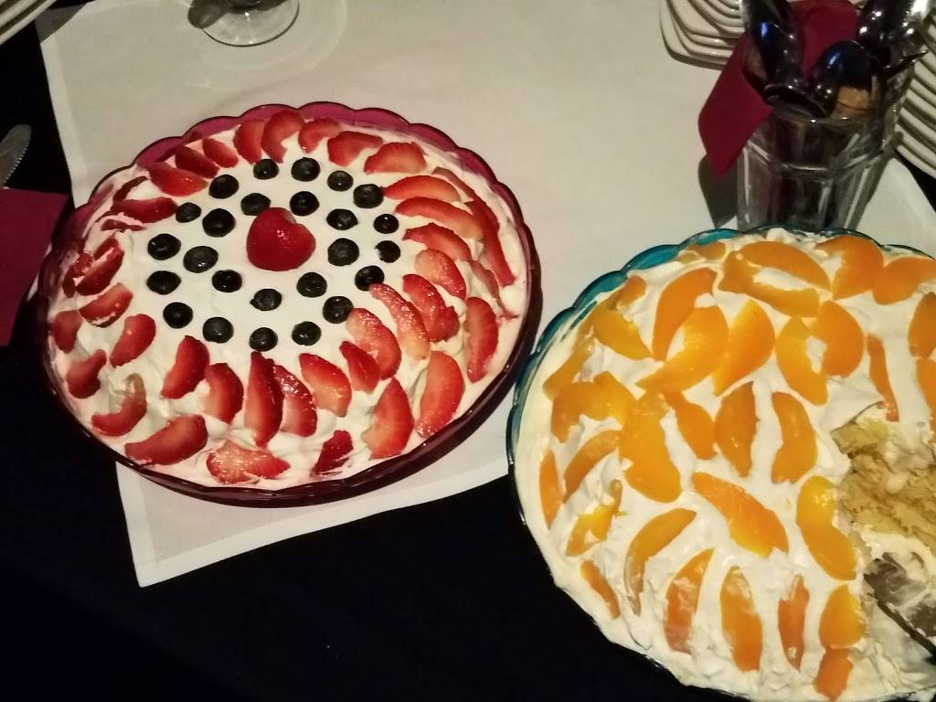 Sarah Street Grill | restaurant | 550 Quaker Alley, Stroudsburg, PA 18360, USA | 5704249120 OR +1 570-424-9120