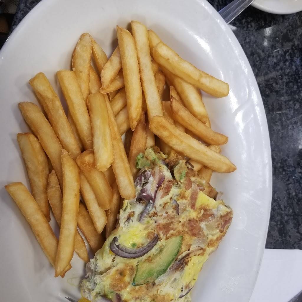 Daybreak Cafe | meal takeaway | 4501 34th Ave, Long Island City, NY 11101, USA | 7187210411 OR +1 718-721-0411