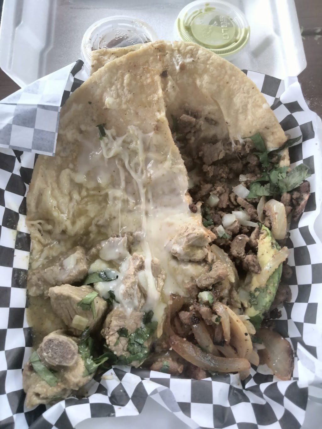 La Generala | restaurant | 1800 Callaghan Rd, San Antonio, TX 78228, USA | 2109711707 OR +1 210-971-1707