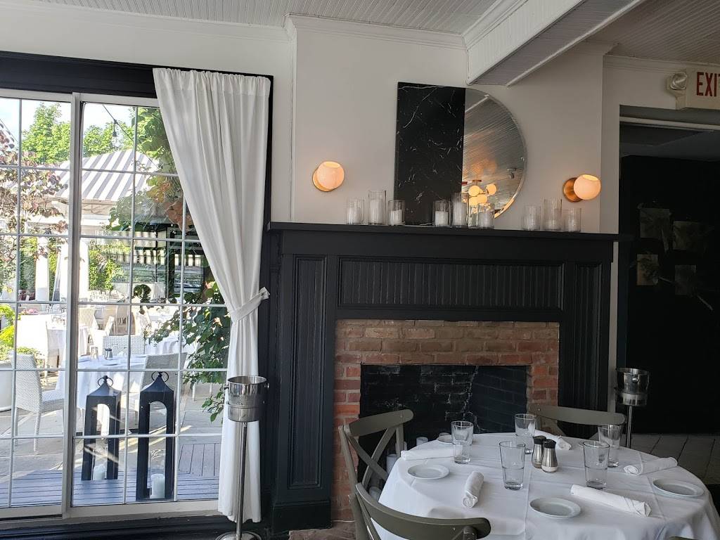 T Bar Southampton | restaurant | 268 Elm St, Southampton, NY 11968, USA | 6312830202 OR +1 631-283-0202