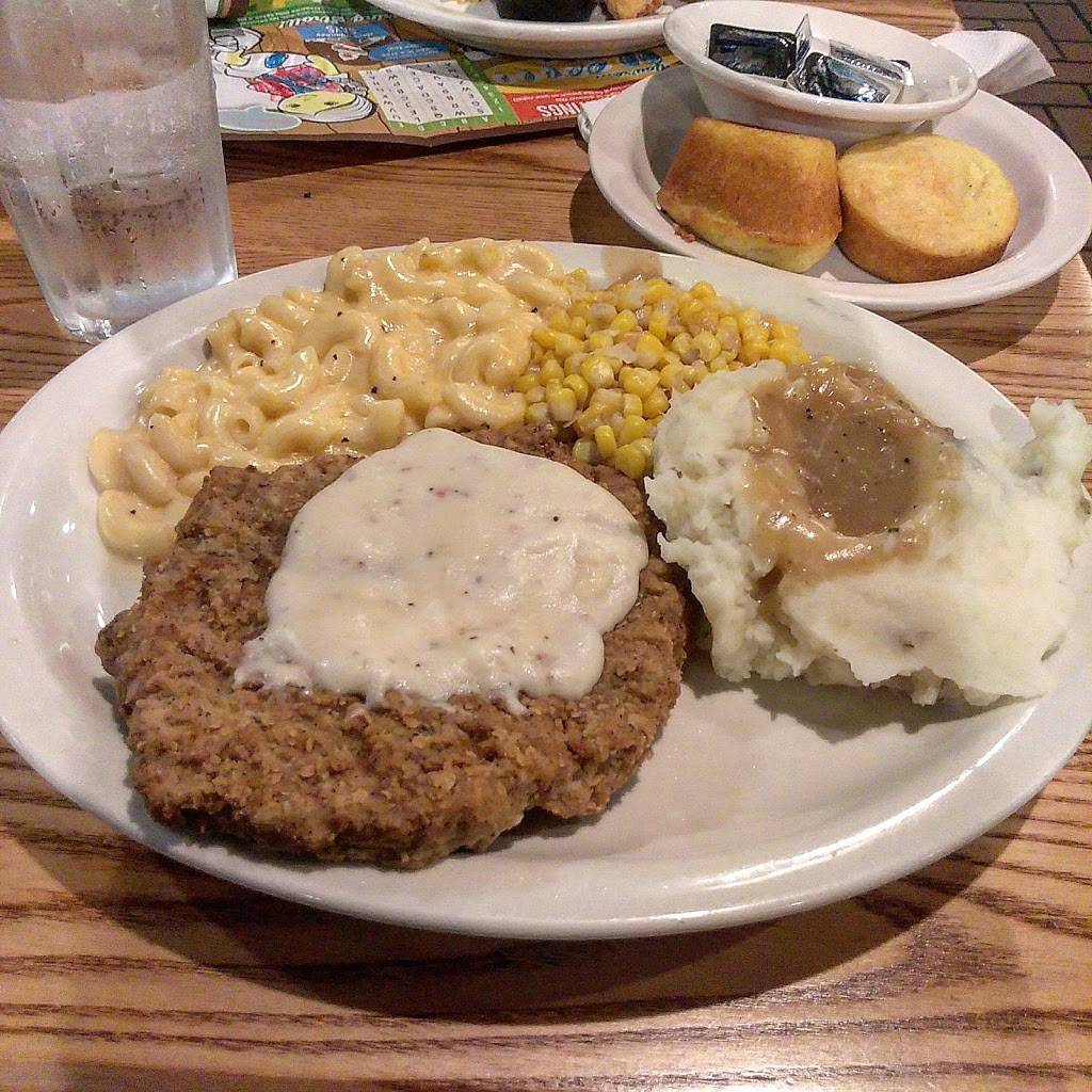 Cracker Barrel Old Country Store | restaurant | 2701 Crittenden Dr, Louisville, KY 40209, USA | 5026362263 OR +1 502-636-2263