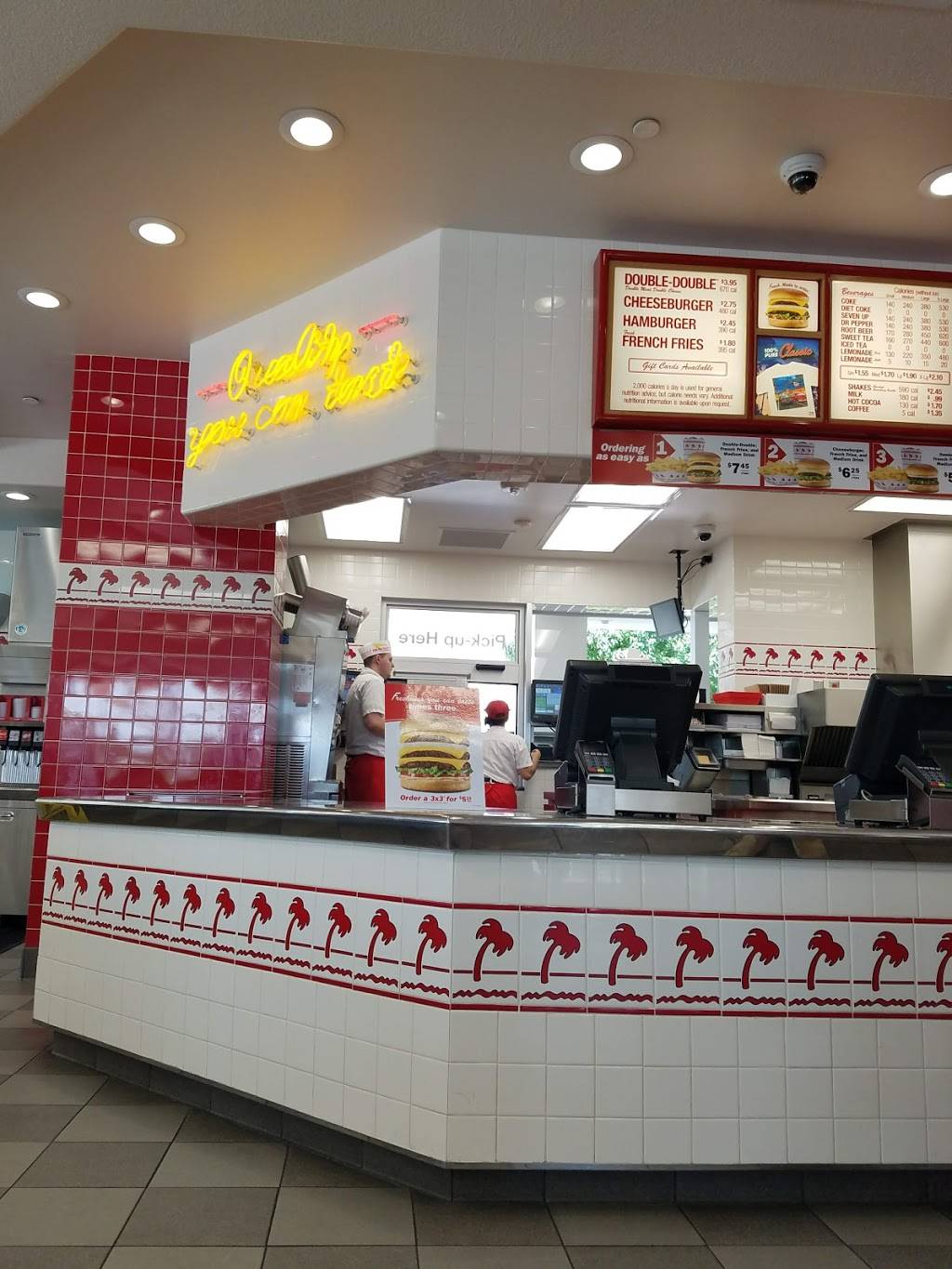 In-N-Out Burger | restaurant | 1437 N Interstate 35, San Marcos, TX 78666, USA | 8007861000 OR +1 800-786-1000