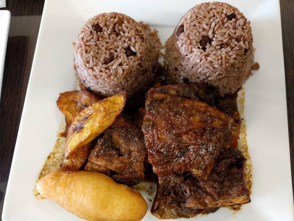 Hilltops Jamaican Market & Restaurant | restaurant | 1061 E Holt Ave, Pomona, CA 91767, USA | 9096296407 OR +1 909-629-6407