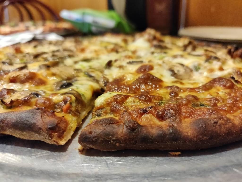 Parkside Pizza | restaurant | 11120 CA-140, El Portal, CA 95318, USA | 2093792183 OR +1 209-379-2183