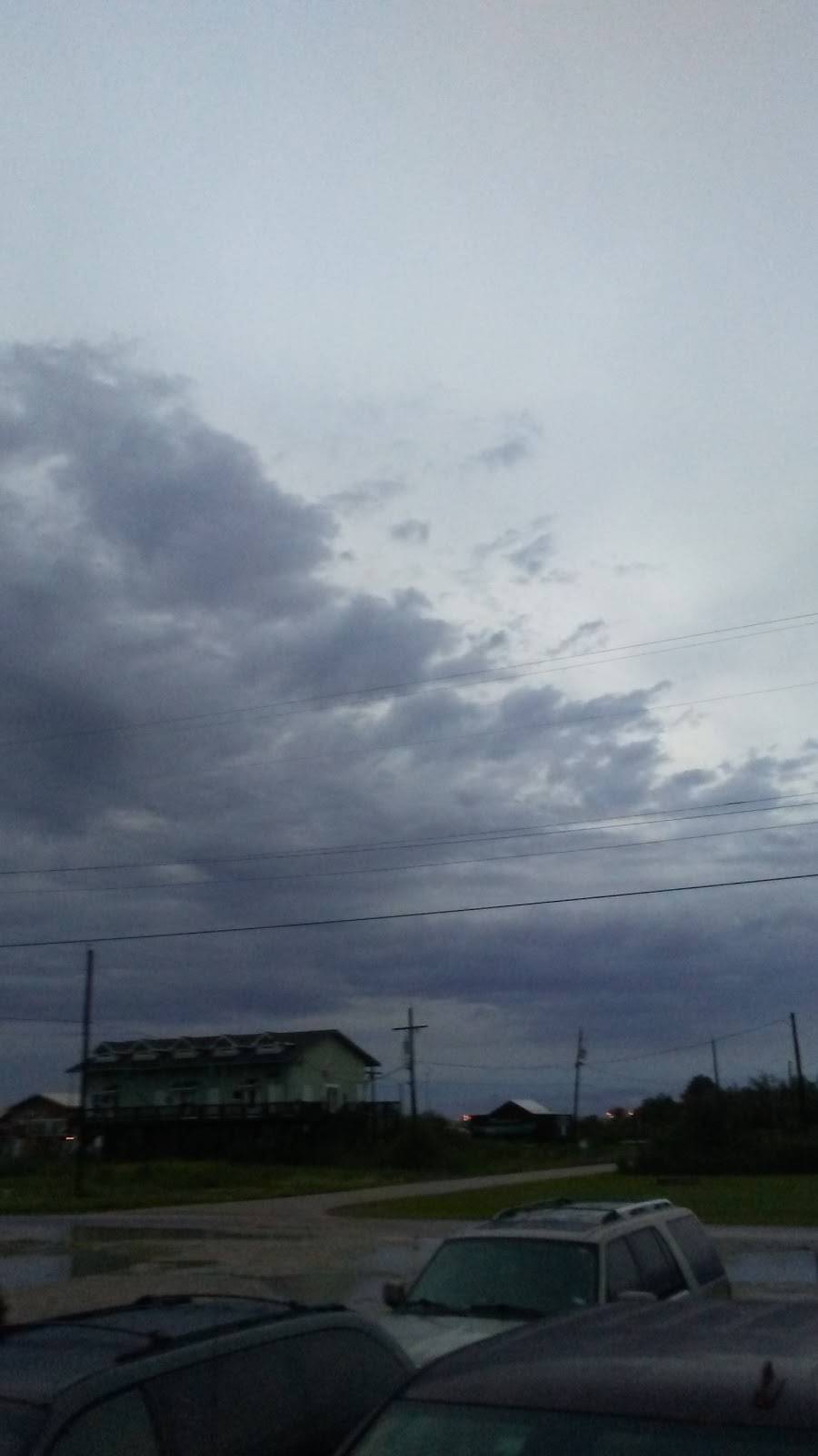 The Boot | restaurant | 4846 Quinn St, Sabine Pass, TX 77655, USA | 4099712437 OR +1 409-971-2437