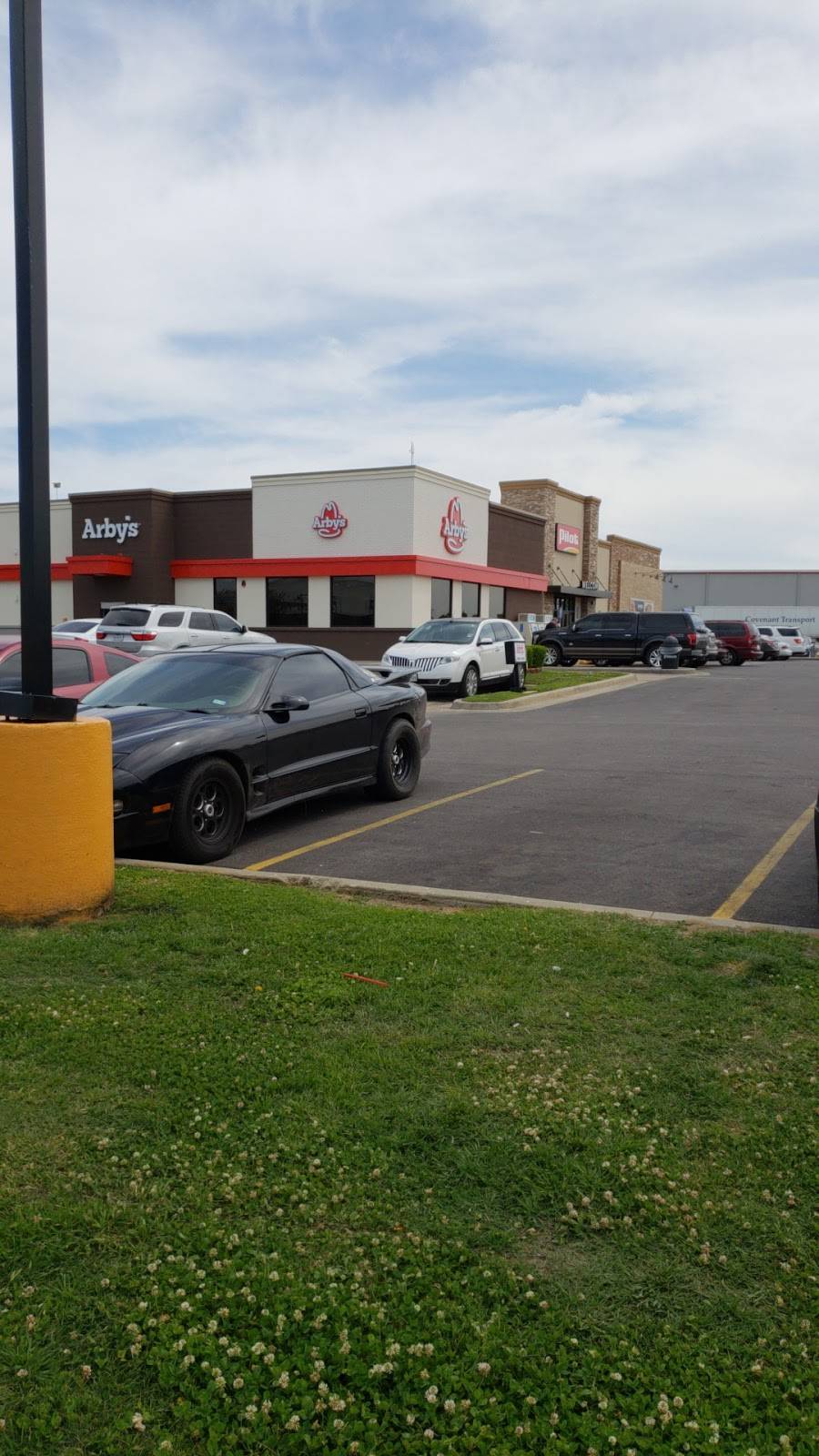 Pilot Travel Center | restaurant | 1200 Hillcrest Dr S, Sulphur Springs, TX 75482, USA | 9038850020 OR +1 903-885-0020