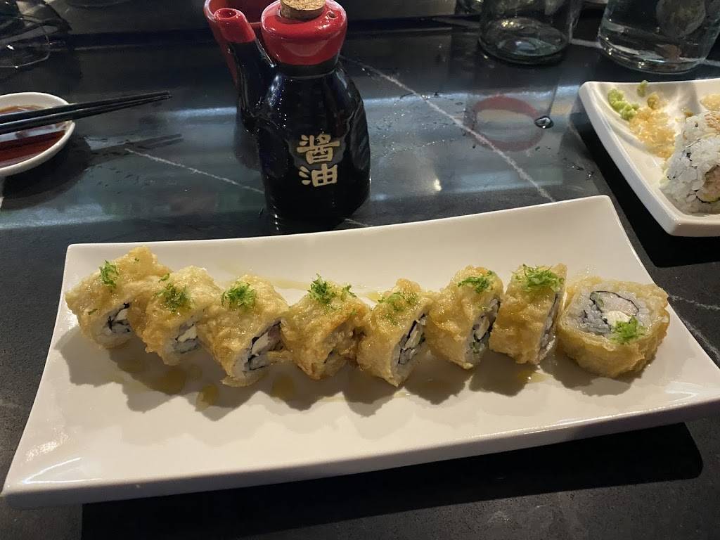 Fugu Sushi | restaurant | 26 N Beach St, Ormond Beach, FL 32174, USA | 3862650099 OR +1 386-265-0099