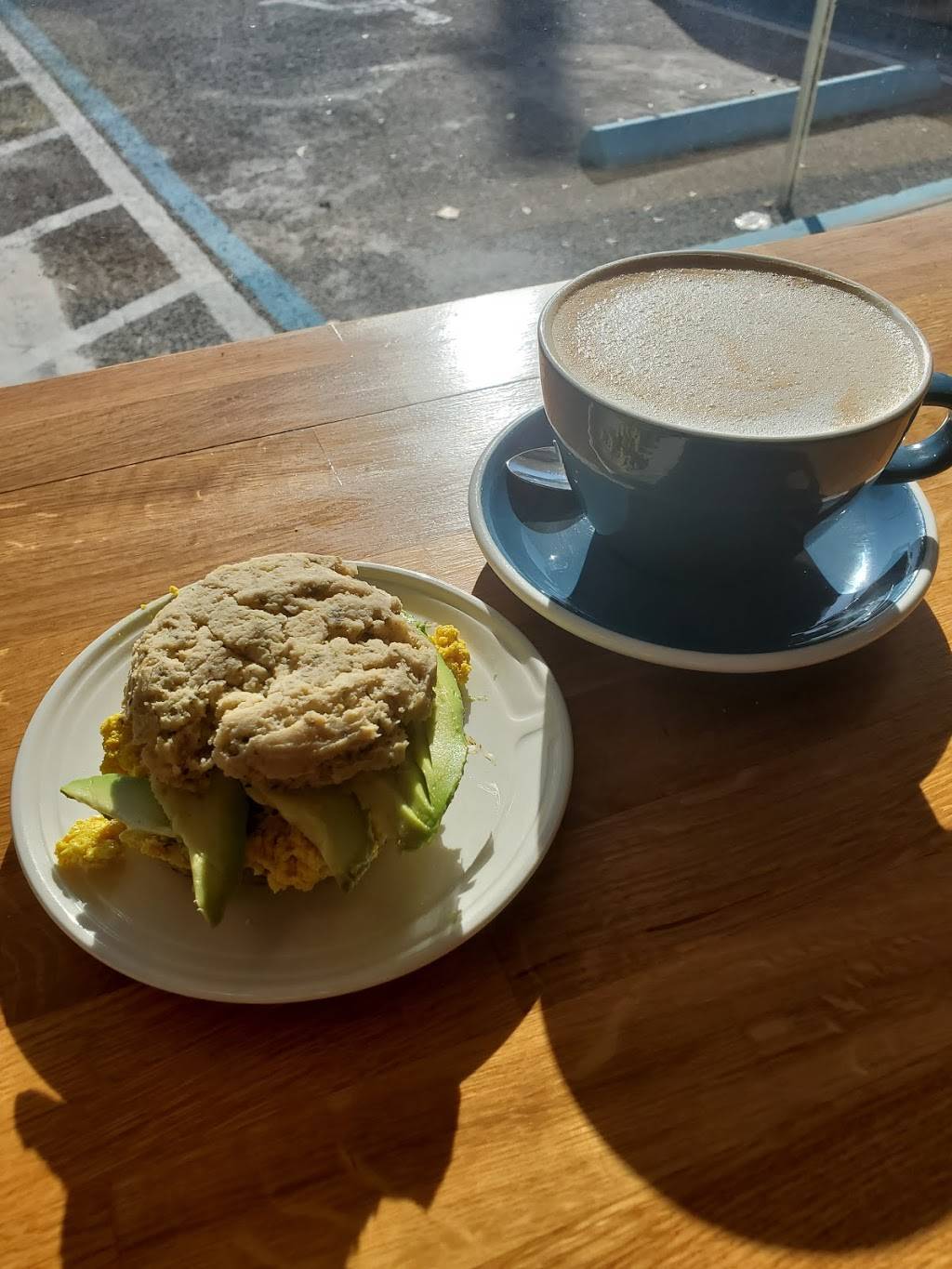 Southern Roots Filling Station | cafe | 32 Seminole Rd, Atlantic Beach, FL 32233, USA | 9048536642 OR +1 904-853-6642