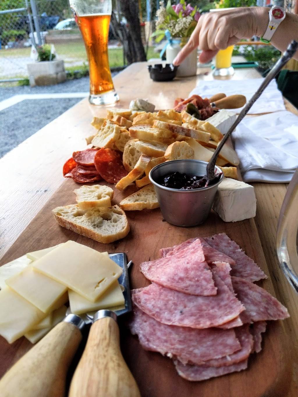 Buchners Bierhalle | restaurant | Jacksonville, FL 32205, USA | 6466883613 OR +1 646-688-3613