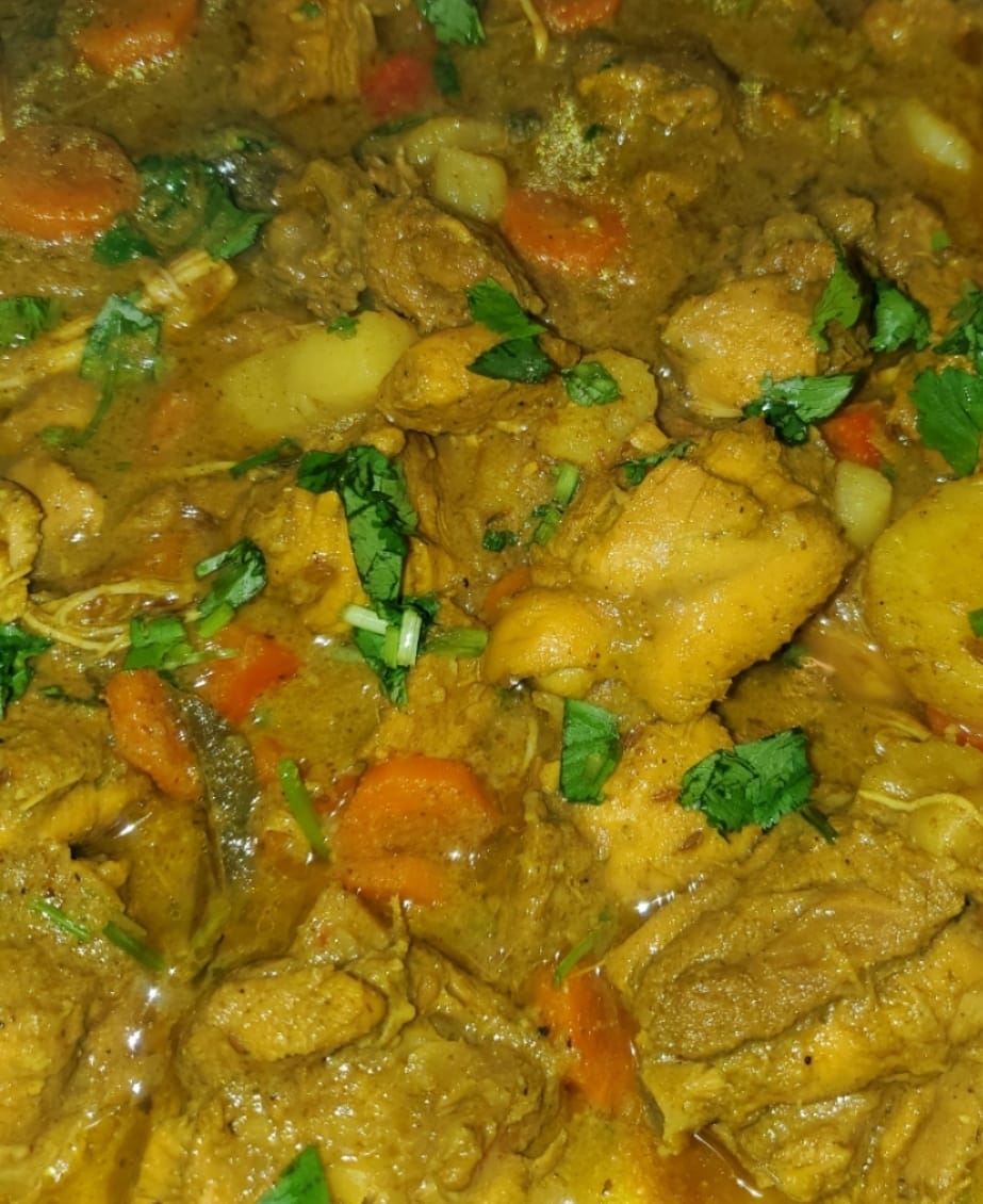 Doubles Queen | restaurant | 5687 Deerfield Rd, Orlando, FL 32808, USA | 4079062336 OR +1 407-906-2336