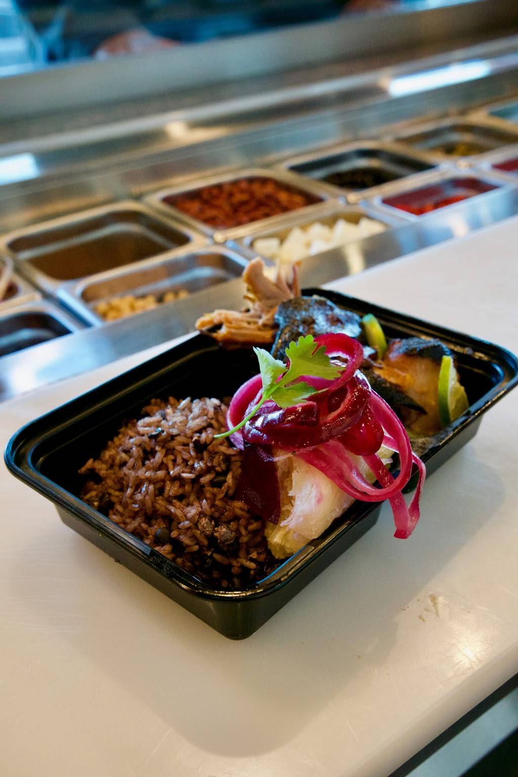 Havana Express | restaurant | Havana Express 815 Hutchinson River Pwky, Bronx, NY 10465, USA | 3476571300 OR +1 347-657-1300