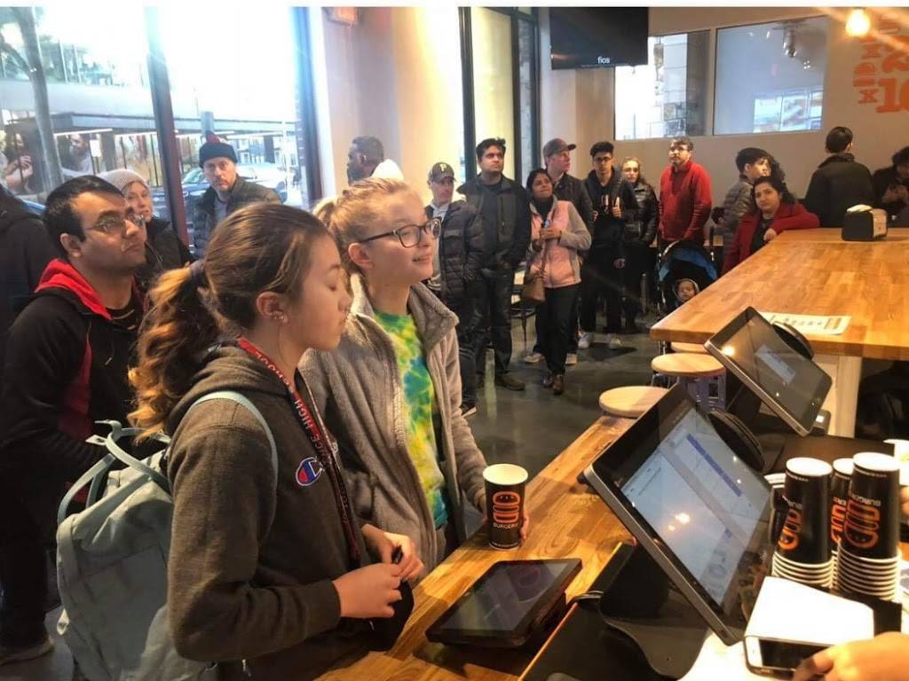 BurgerIm | restaurant | 22855 Brambleton Plaza, Brambleton, VA 20148, USA | 7033278505 OR +1 703-327-8505