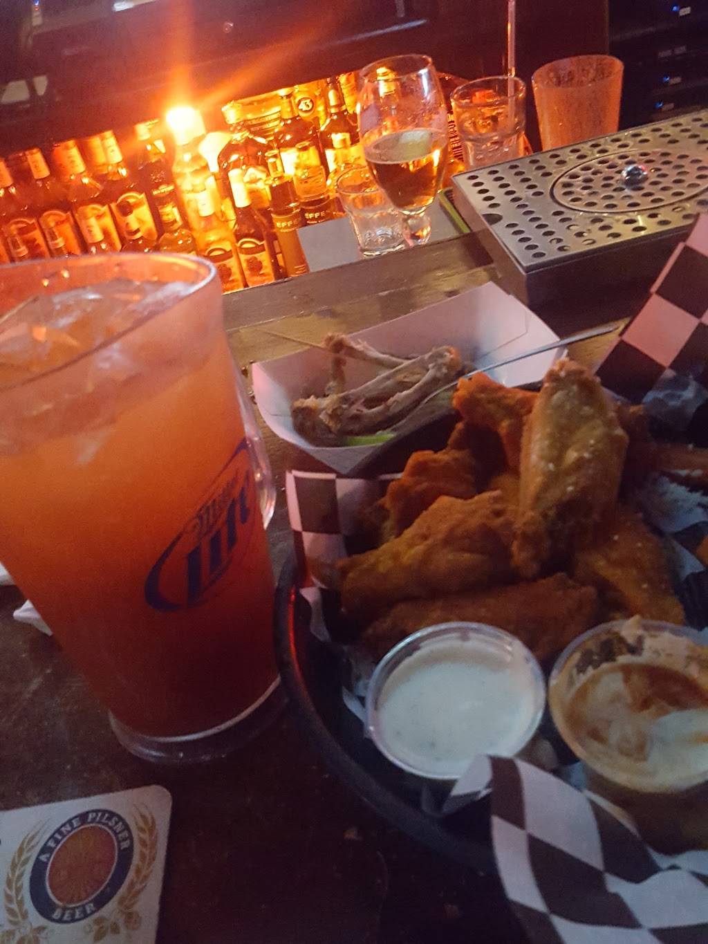 Big Corner Tavern | restaurant | 8405 Cermak Rd, North Riverside, IL 60546, USA | 7084475000 OR +1 708-447-5000