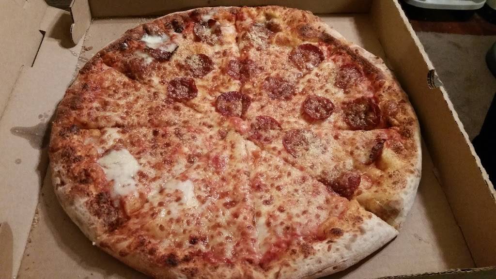 Flamin Pizza & Subs | restaurant | 1100 W Patrick St, Frederick, MD 21703, USA | 2408157126 OR +1 240-815-7126