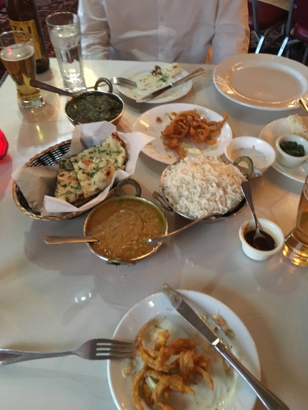 Maharaja | restaurant | 1550 N Farwell Ave, Milwaukee, WI 53202, USA | 4142762250 OR +1 414-276-2250