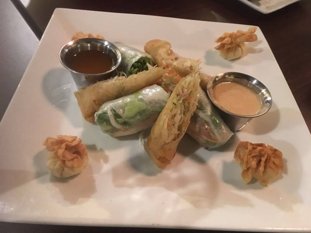 Tuptim Thai | restaurant | 2121 N Rock Rd #300, Wichita, KS 67206, USA | 3167682550 OR +1 316-768-2550