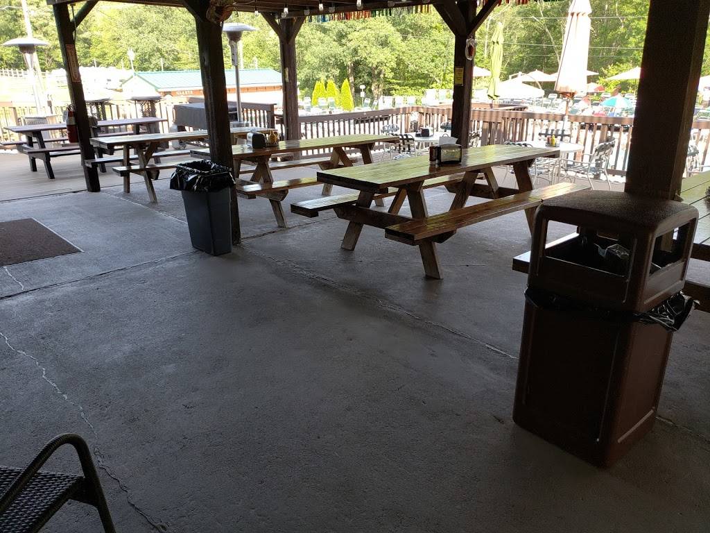 The Cafe at The Woods | restaurant | 3500 Woods Way, Lehighton, PA 18235, USA | 6103779577 OR +1 610-377-9577