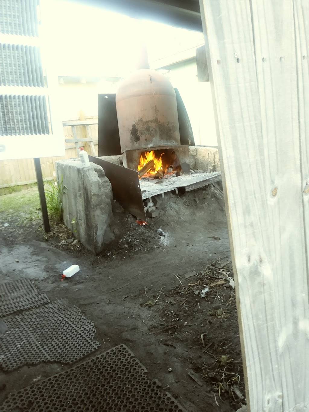 Three Generations BBQ- Formerly Pine Street Bar-B-Que | restaurant | 408 Pine St, Leesburg, FL 34748, USA | 3524357981 OR +1 352-435-7981