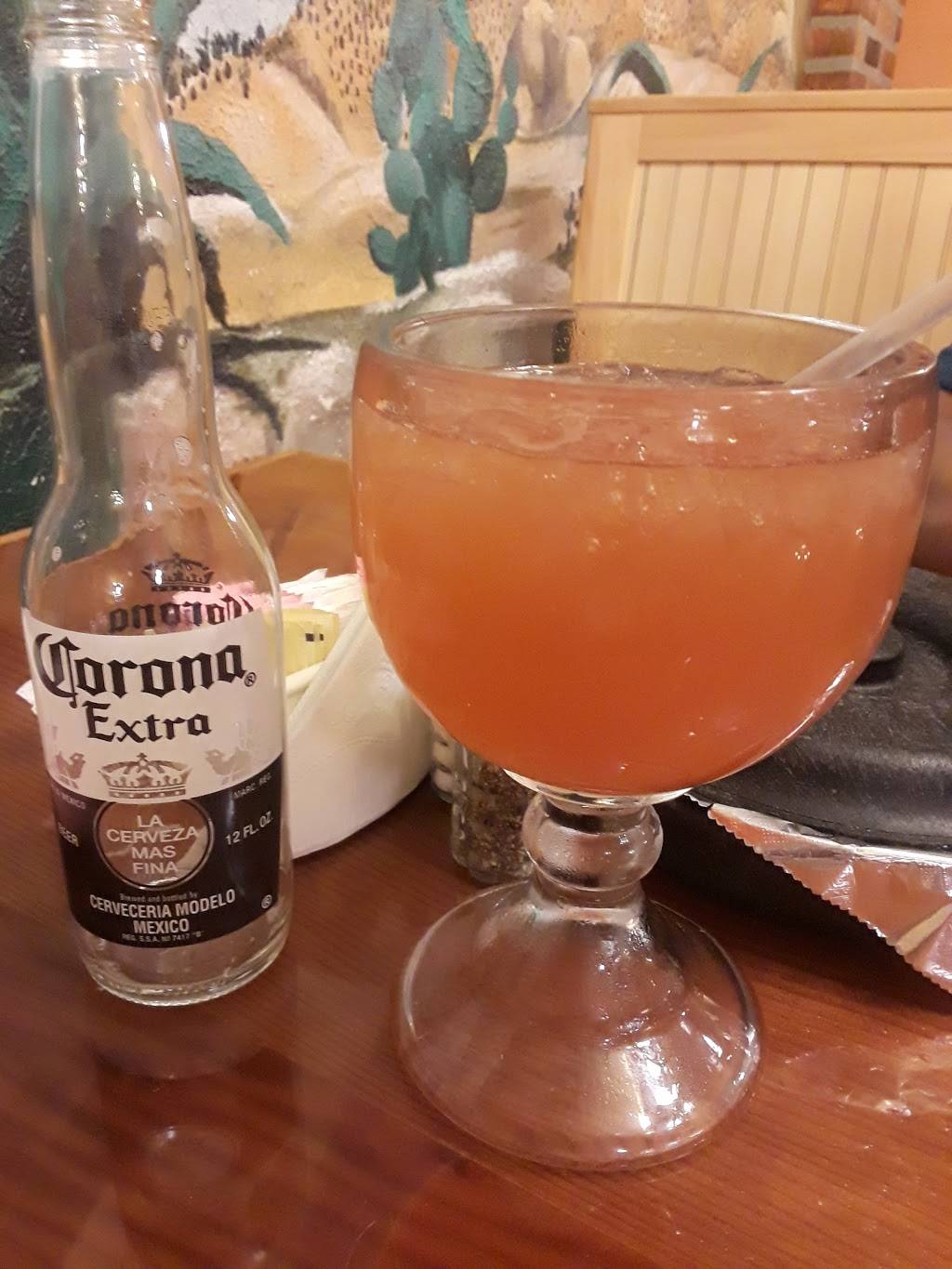 Fiesta Mexican Restaurant | restaurant | 3233 Hemphill St, Fort Worth, TX 76110, USA | 8179236941 OR +1 817-923-6941