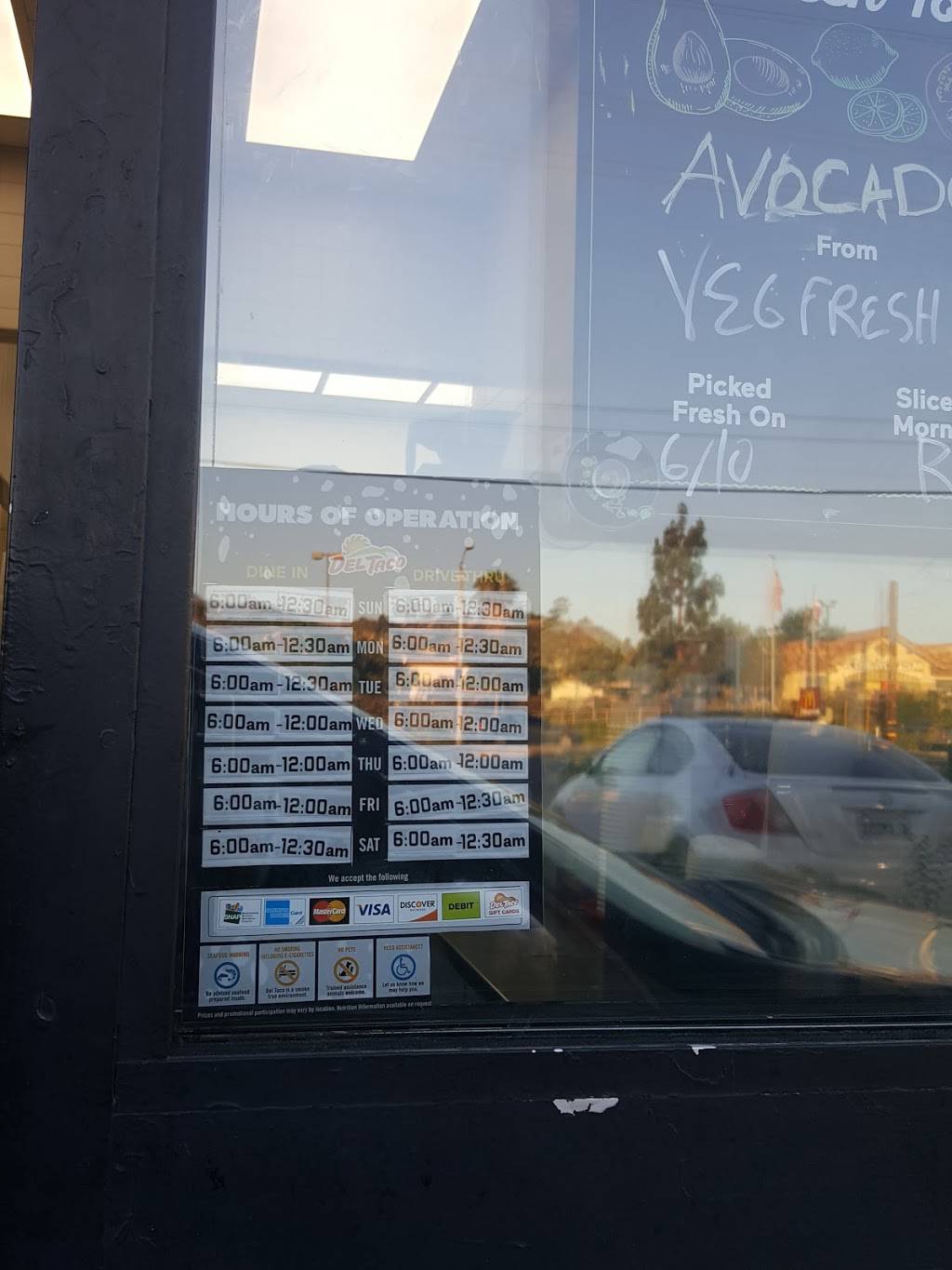 Del Taco | meal takeaway | 18801 Vía Princessa, Santa Clarita, CA 91351, USA | 6614240823 OR +1 661-424-0823