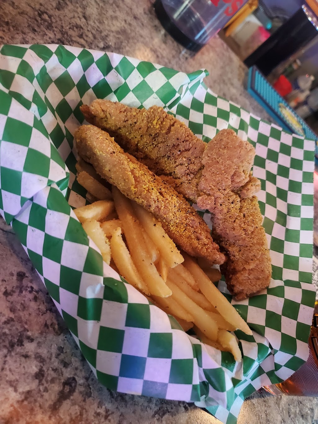 Happy Place Bar on Rittiman | restaurant | 4722 Rittiman Rd, San Antonio, TX 78218, USA | 2102365663 OR +1 210-236-5663