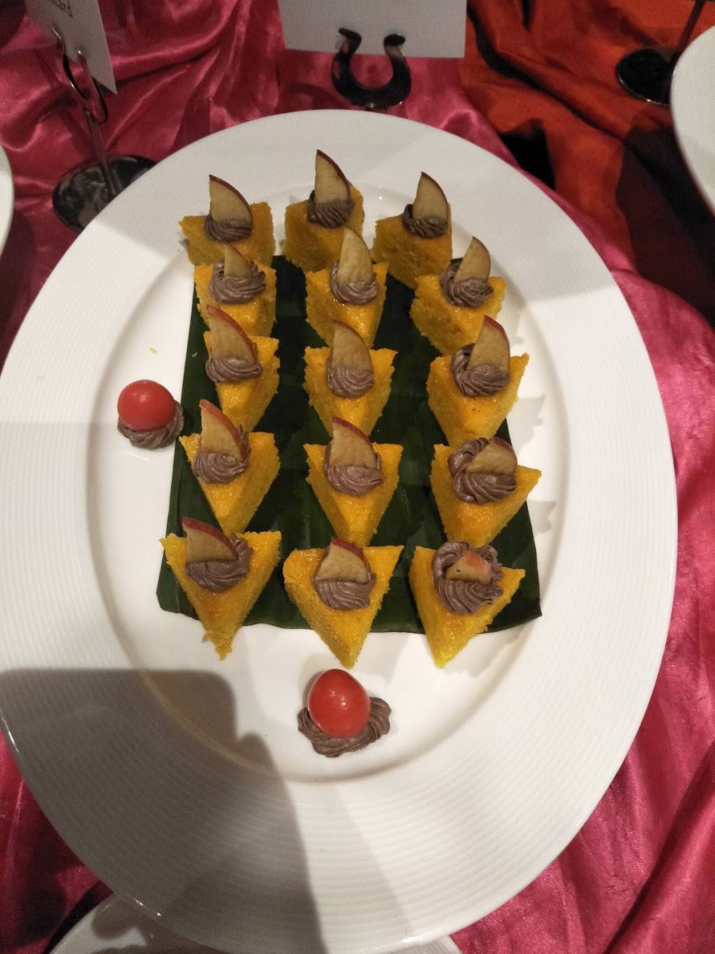 Mia China | restaurant | 12579 Richmond Ave, Houston, TX 77082, USA | 2819205778 OR +1 281-920-5778