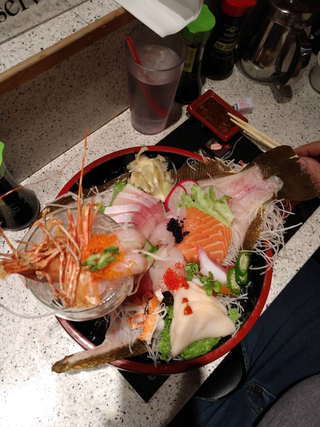 Hanabi Sushi | restaurant | 1155 Arnold Dr # H, Martinez, CA 94553, USA | 9259570407 OR +1 925-957-0407