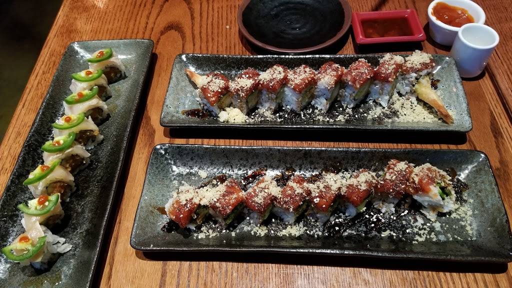 C Rolls Sushi | restaurant | 18101 Preston Rd #300, Dallas, TX 75252, USA | 9724474900 OR +1 972-447-4900