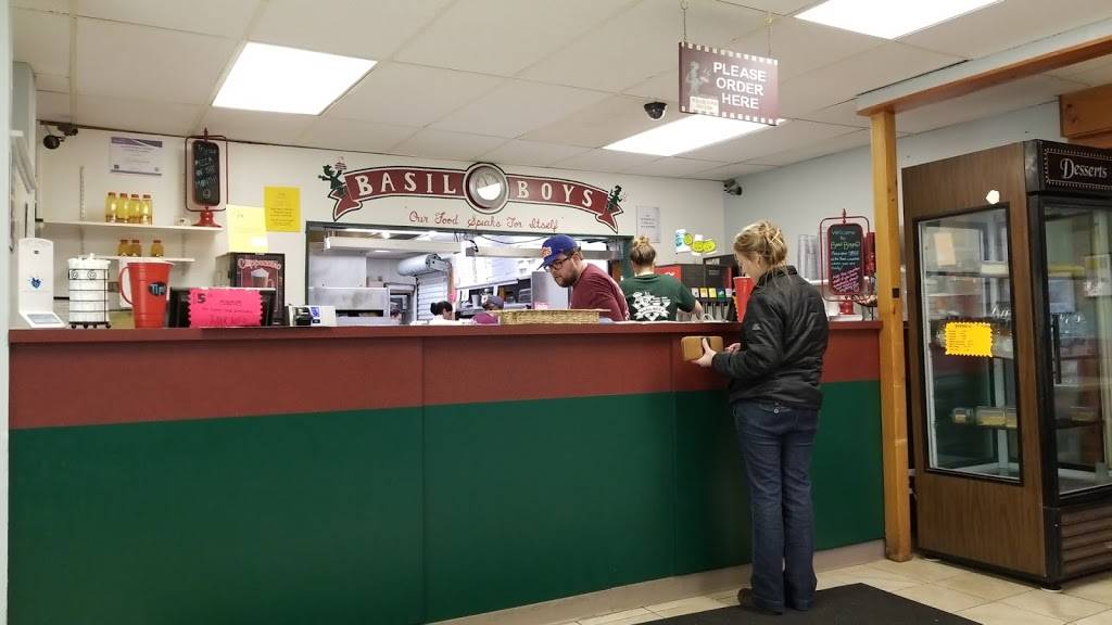 Basil Boys | meal takeaway | 125 W Chicago Blvd, Tecumseh, MI 49286, USA | 5174231875 OR +1 517-423-1875