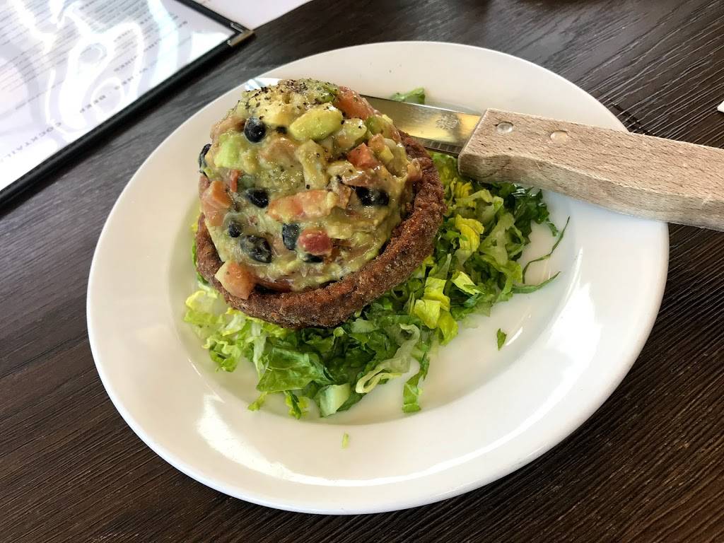 Hugos Tacos | restaurant | 4749 Coldwater Canyon Ave, Studio City, CA 91604, USA | 8187627771 OR +1 818-762-7771