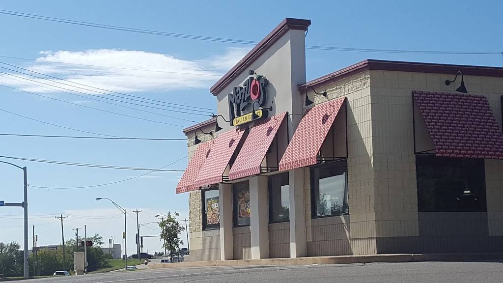 Sonic Drive-In | restaurant | 105 NE 12th St, Moore, OK 73160, USA | 4057943355 OR +1 405-794-3355