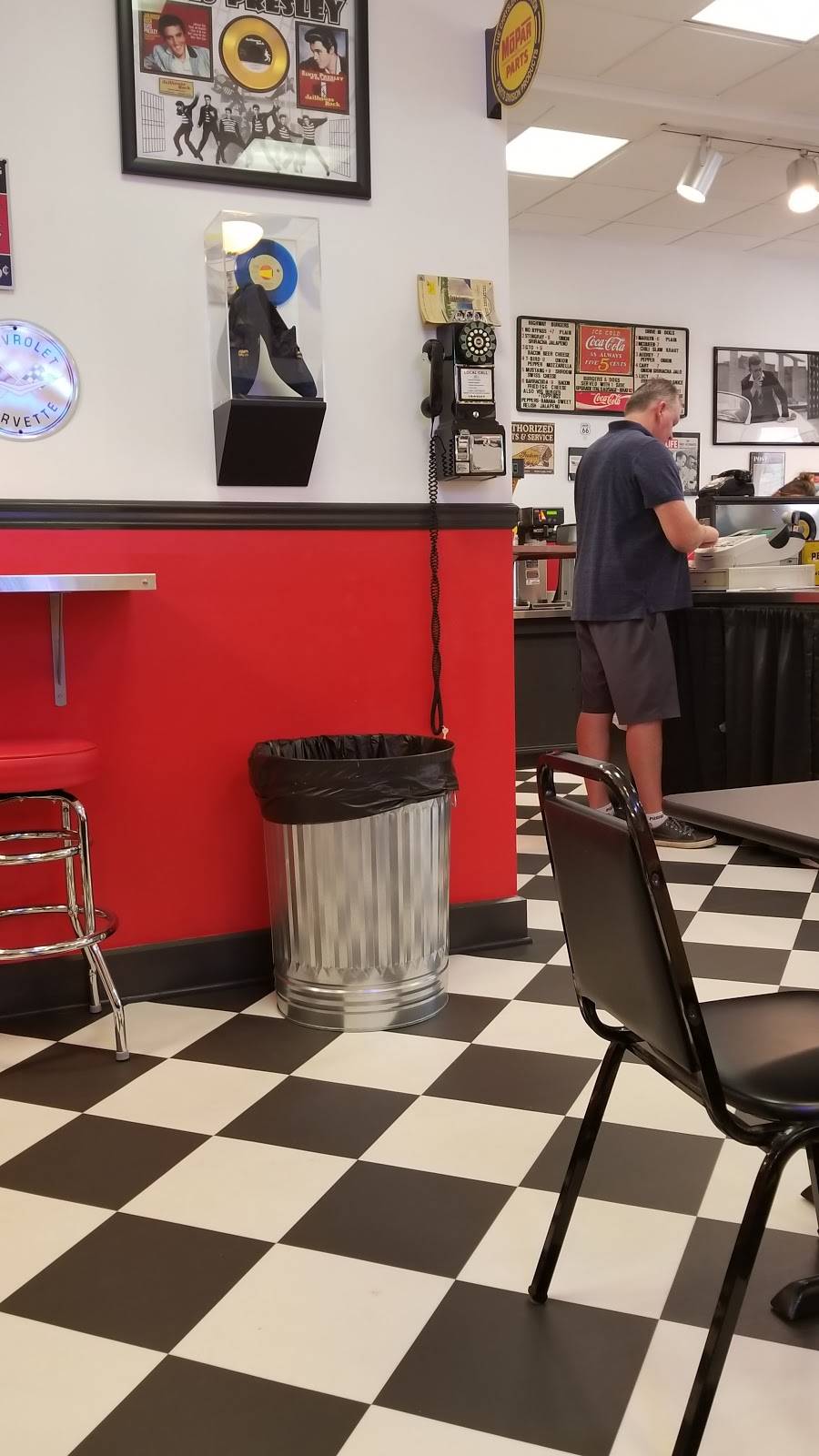 Alder Street Diner | restaurant | 216 E Alder St, Oakland, MD 21550, USA | 2404881178 OR +1 240-488-1178