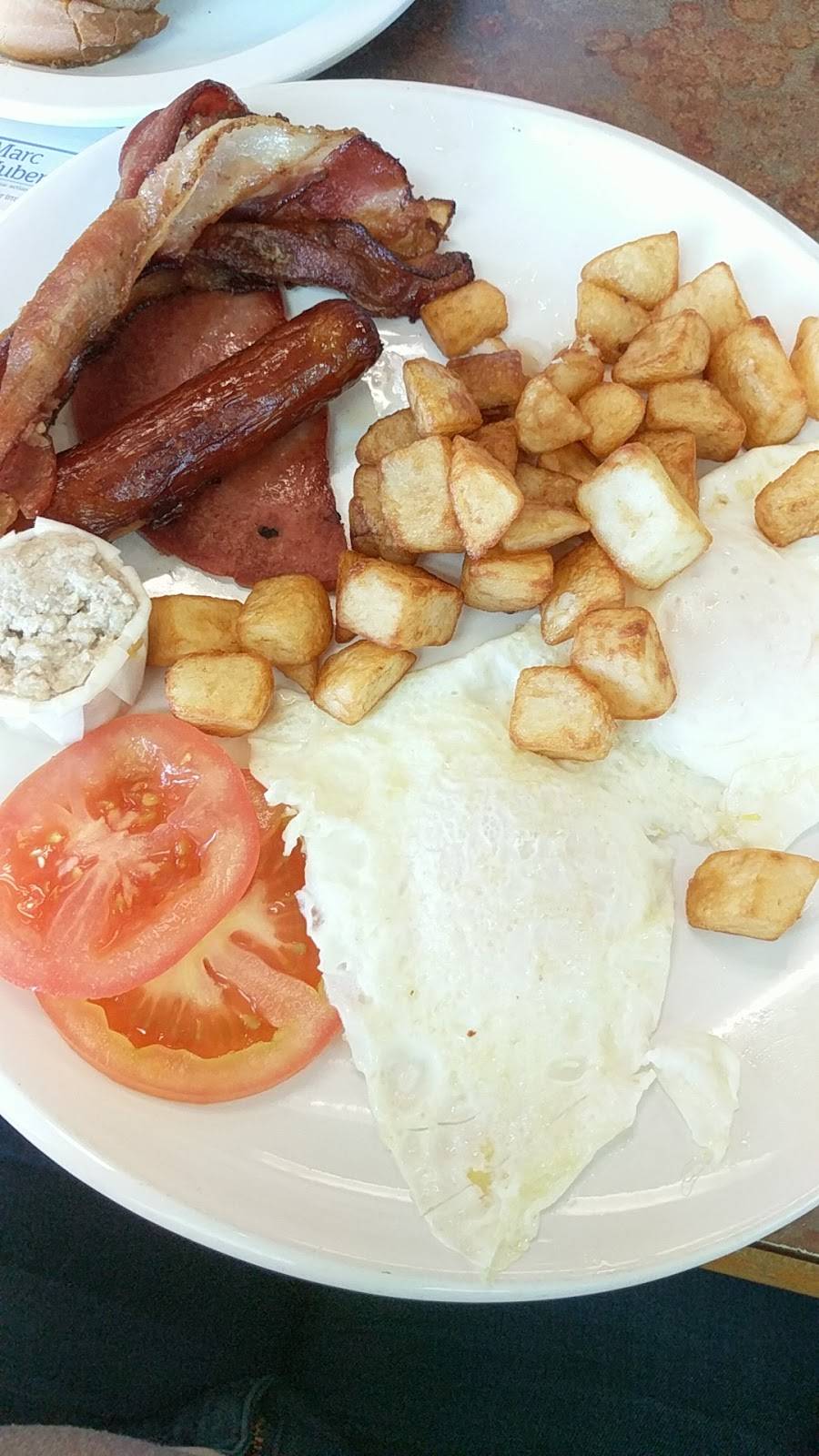 Special Restaurant | restaurant | 2103 Boulevard du Curé-Labelle, Saint-Jérôme, QC J7Y 1S7, Canada | 4505699901 OR +1 450-569-9901