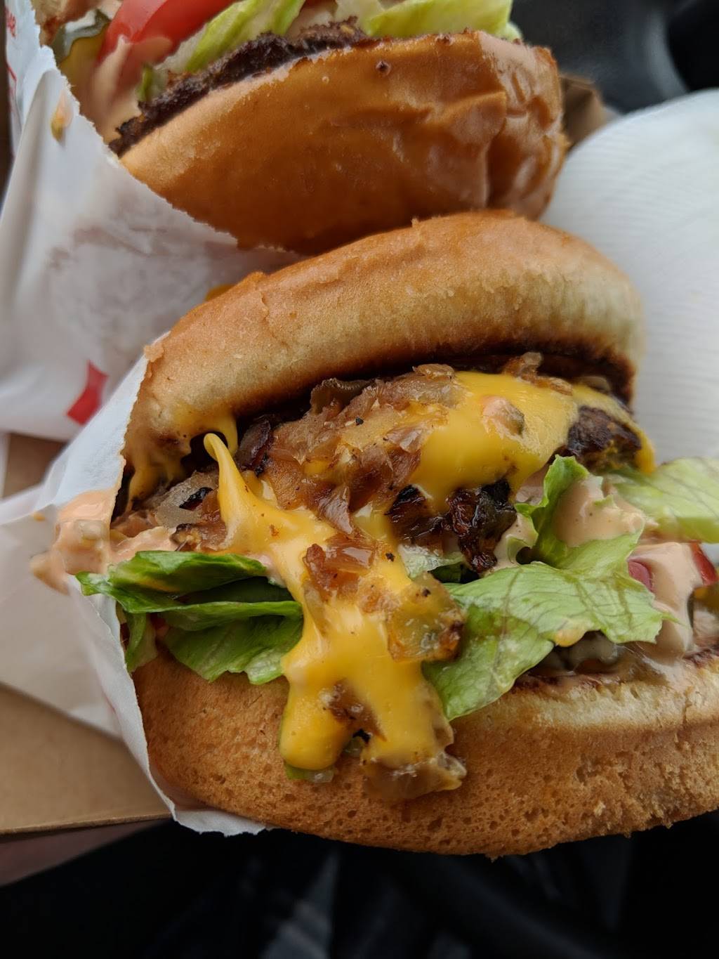 In-N-Out Burger | restaurant | 106 FM306, New Braunfels, TX 78130, USA | 8007861000 OR +1 800-786-1000