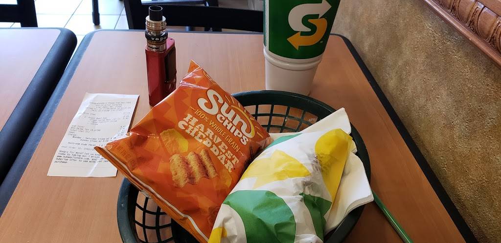 Subway Restaurants | restaurant | 259-19 Union Tpke, Glen Oaks, NY 11004, USA | 7183431584 OR +1 718-343-1584