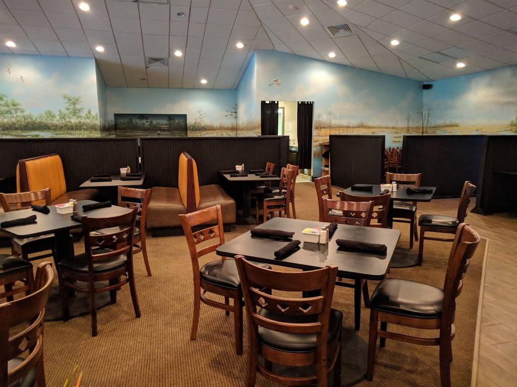 The Hut at the Peace Tropical Gardens | restaurant | 5150 Buckingham Rd, Fort Myers, FL 33905, USA | 2395610629 OR +1 239-561-0629