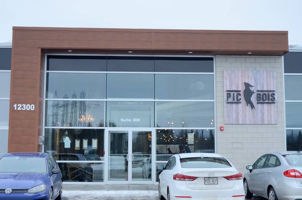 Pic Bois Bistro Taverne Mirabel | restaurant | 12300 Rue de Chaumont #200, Mirabel, QC J7J 0T8, Canada | 4509519630 OR +1 450-951-9630