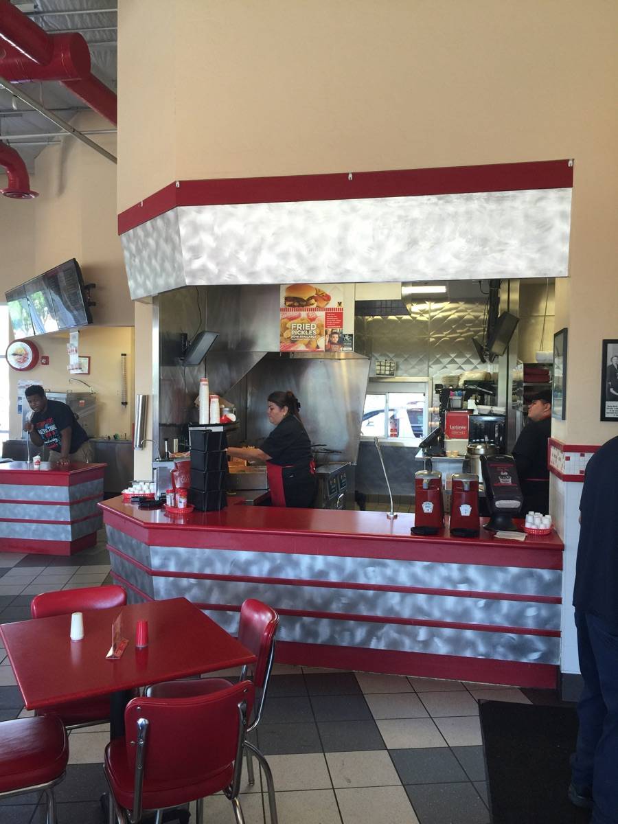 Freddys Frozen Custard & Steakburgers | restaurant | 3725 W Orange Grove Rd, Tucson, AZ 85741, USA | 5209890314 OR +1 520-989-0314