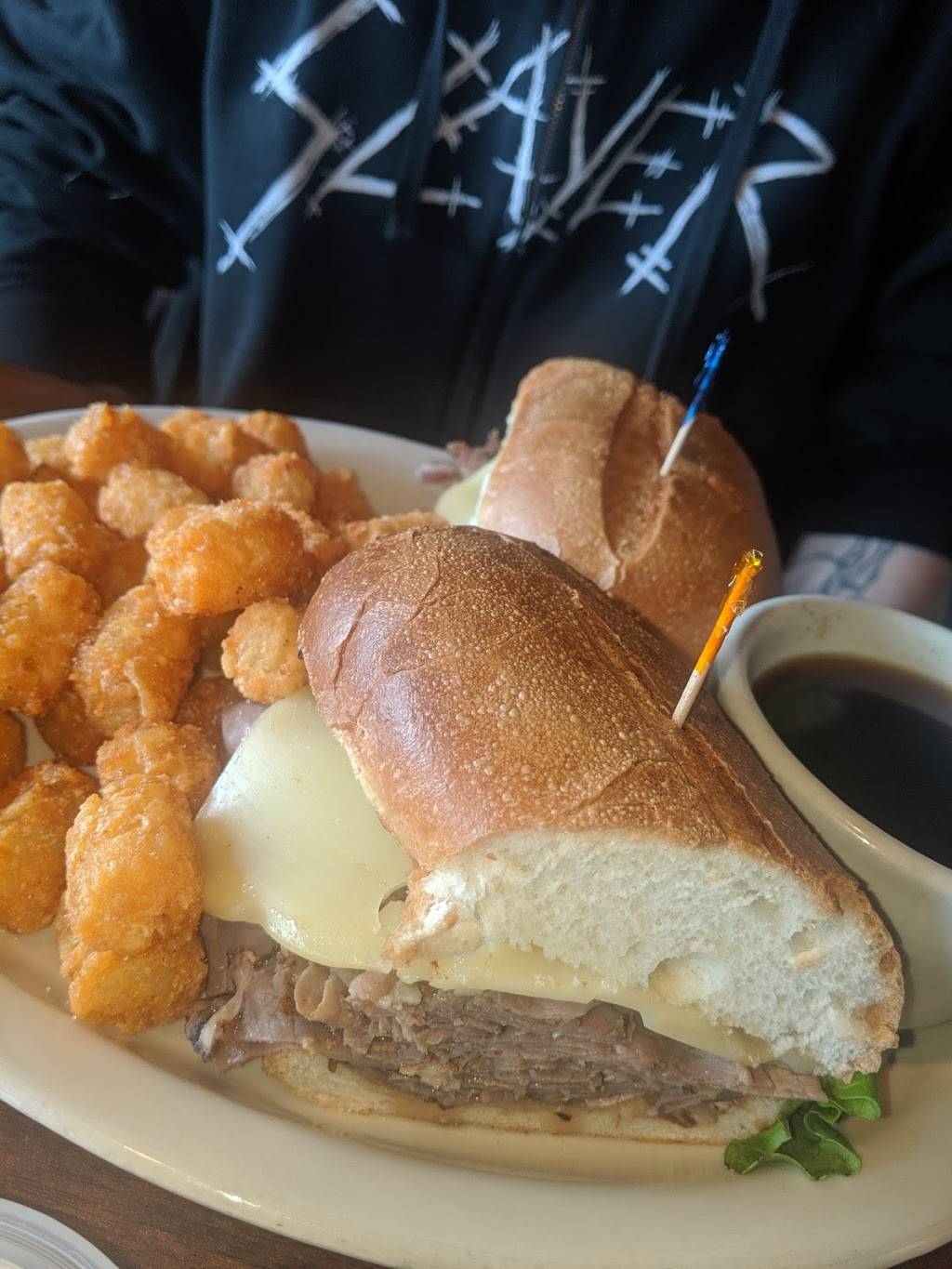 Madison Avenue Pub | restaurant | 905 Madison St, Everett, WA 98203, USA | 4253487402 OR +1 425-348-7402