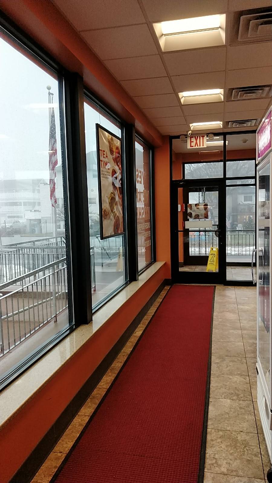 Dunkin Donuts | cafe | 1070 W Beech St, Long Beach, NY 11561, USA | 5164311393 OR +1 516-431-1393