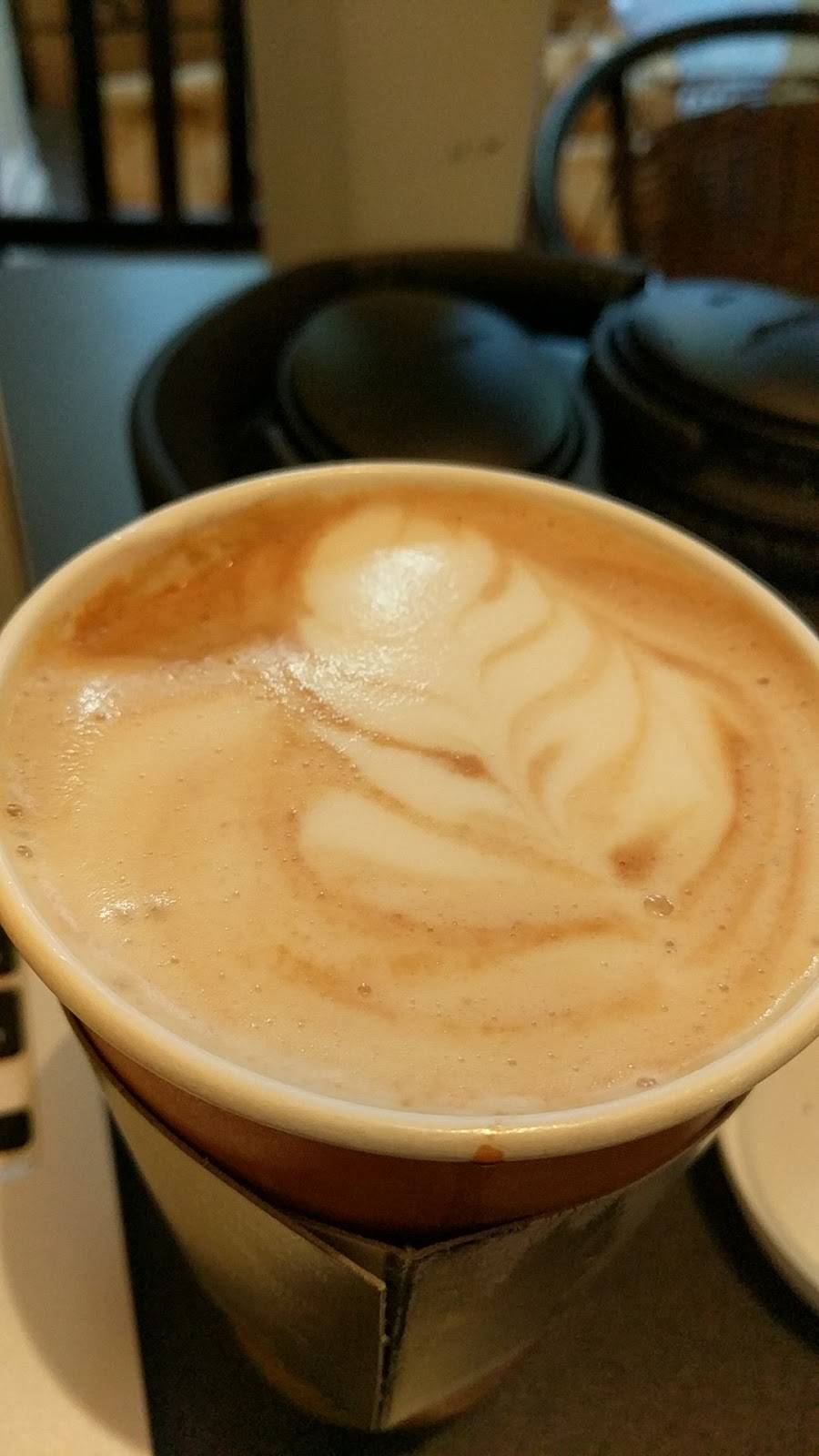 Better Bean Coffee Co | cafe | 23 Central Square, Bridgewater, MA 02324, USA | 5082799952 OR +1 508-279-9952