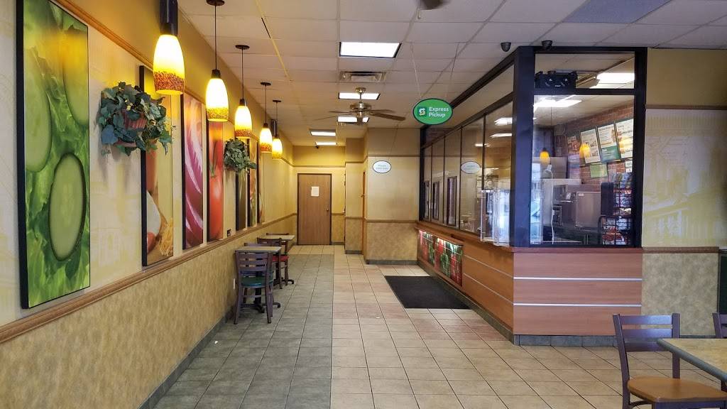 Subway | restaurant | 19615 Plymouth Rd, Detroit, MI 48228, USA | 3132704999 OR +1 313-270-4999