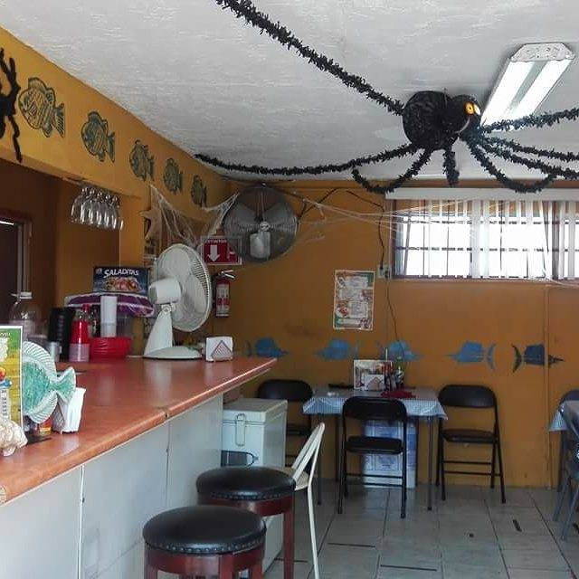 Mariscos El Cangrejo | restaurant | 2da seccion num 189, Av. Mártires de Chicago, Obrera, Tijuana, B.C., Mexico | 016646370053 OR +52 664 637 0053